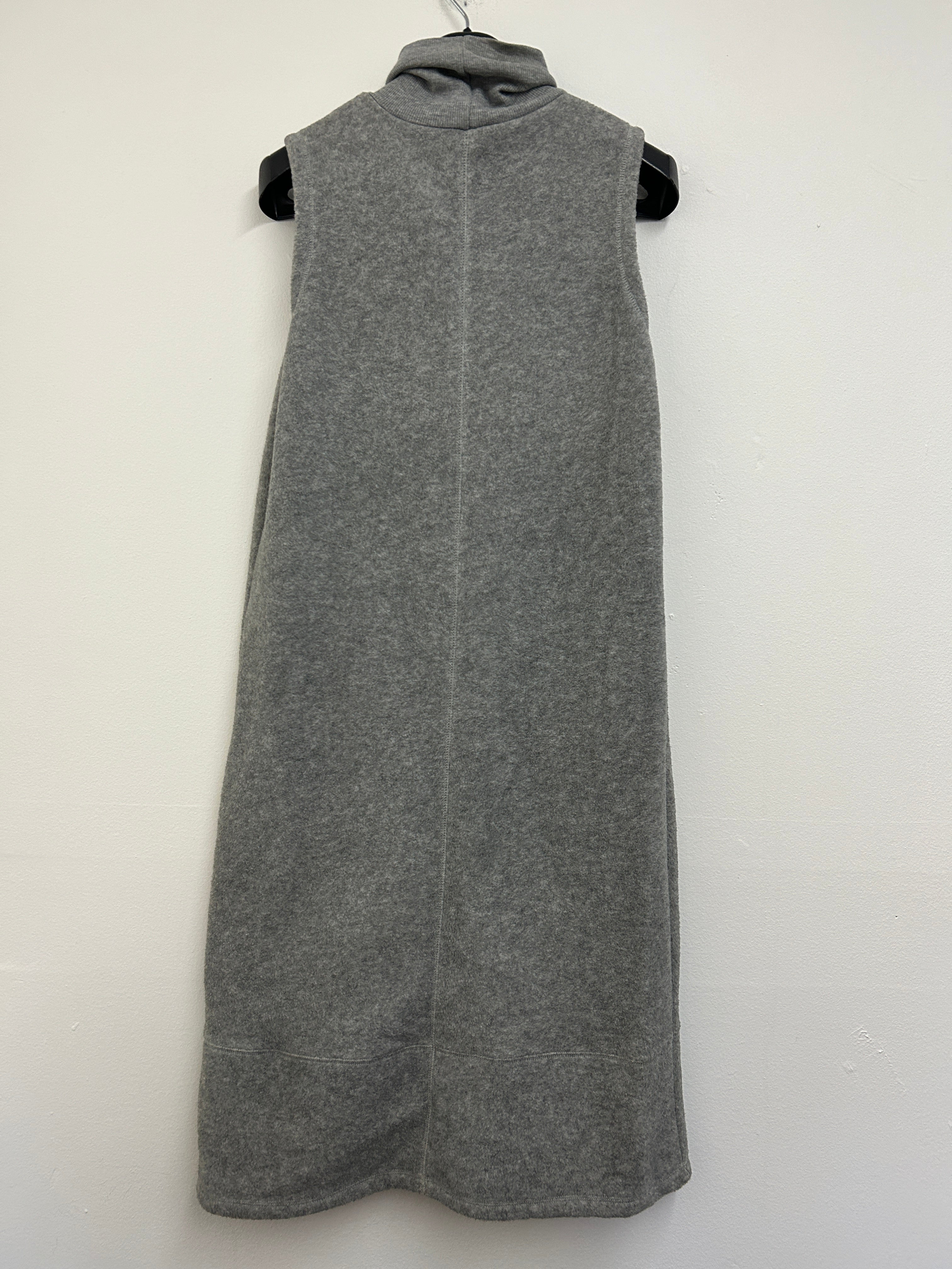 Robe sans manches grise à col roulé — Etam