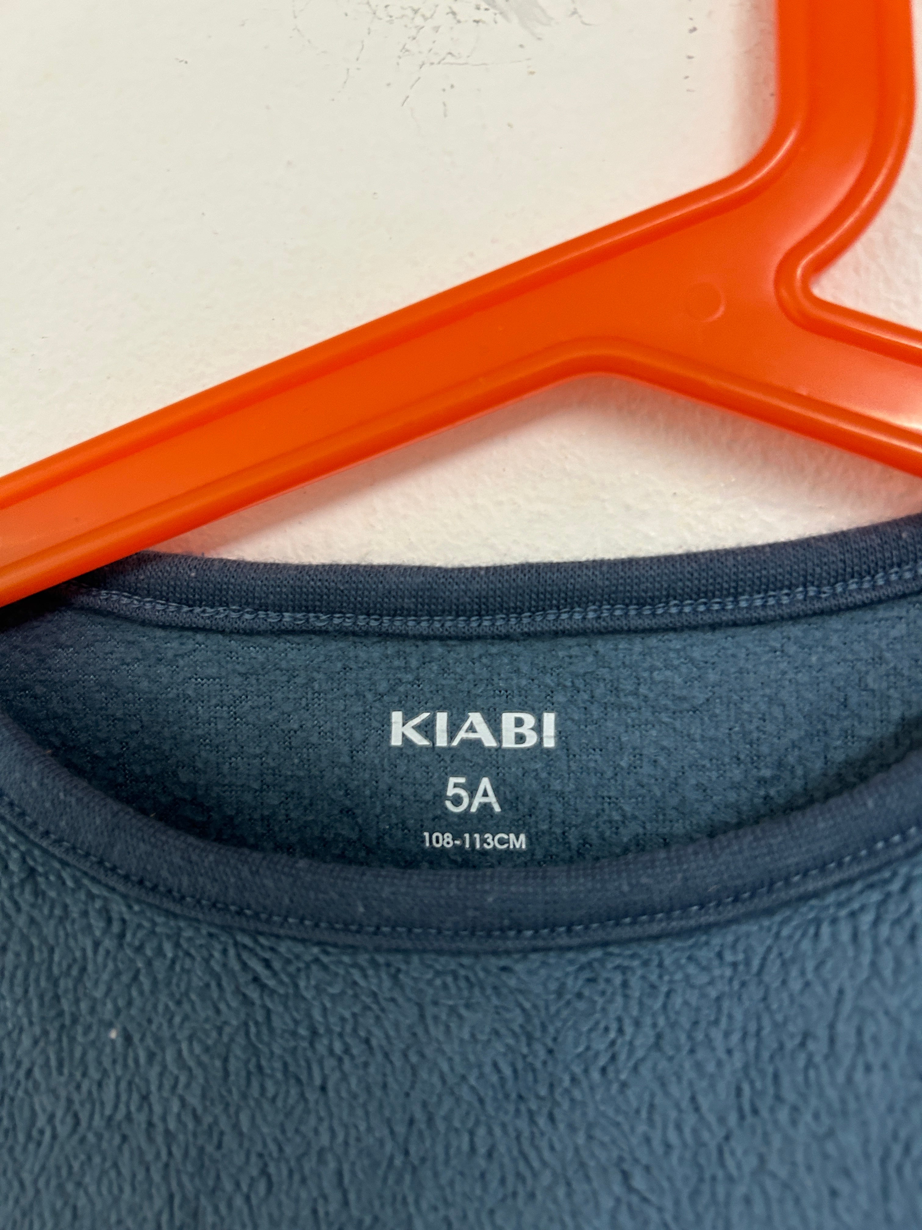 Chandail bleu à motif chat — Kiabi