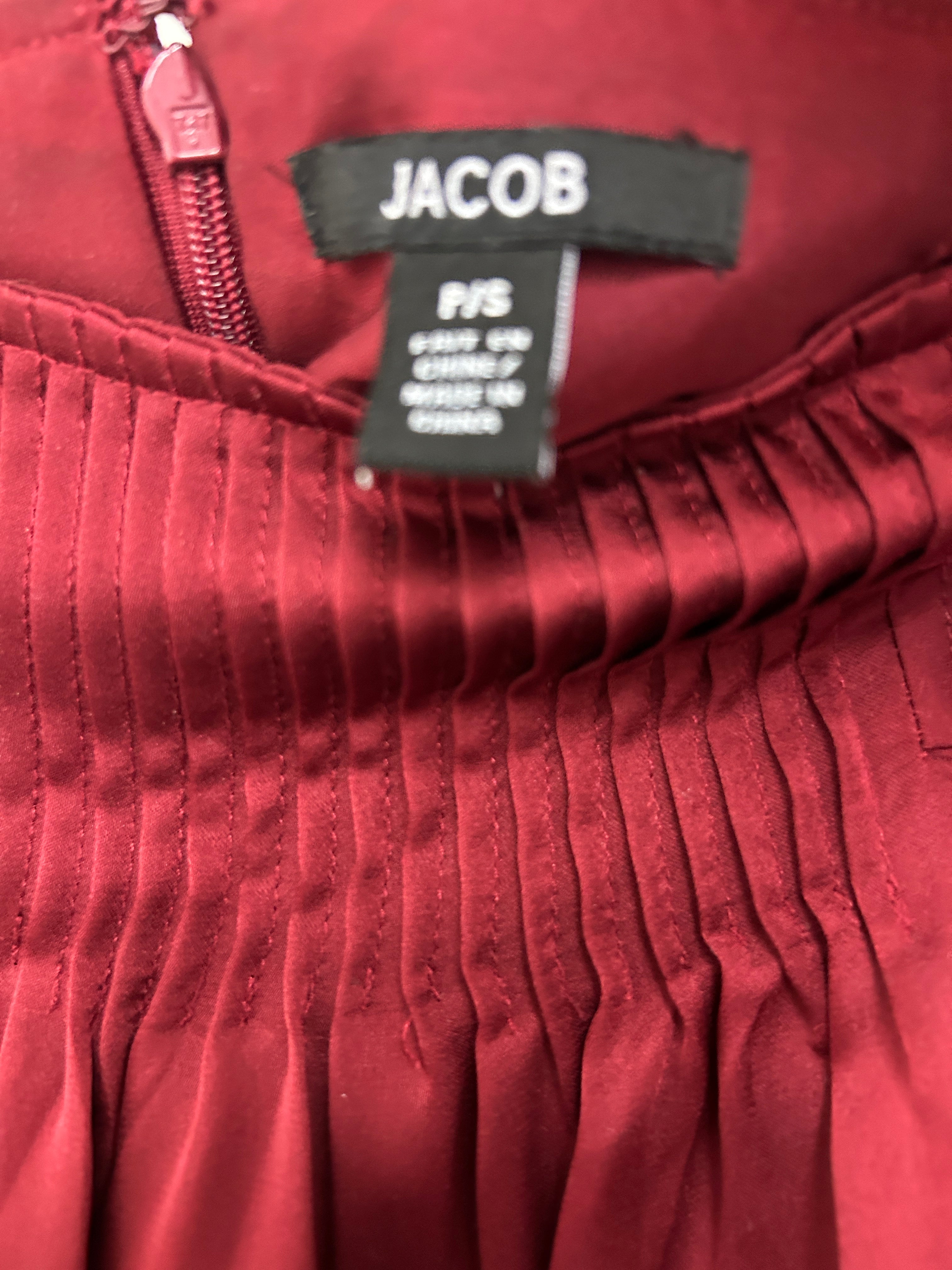 Jupe rouge plissée à taille élastique — JACOB