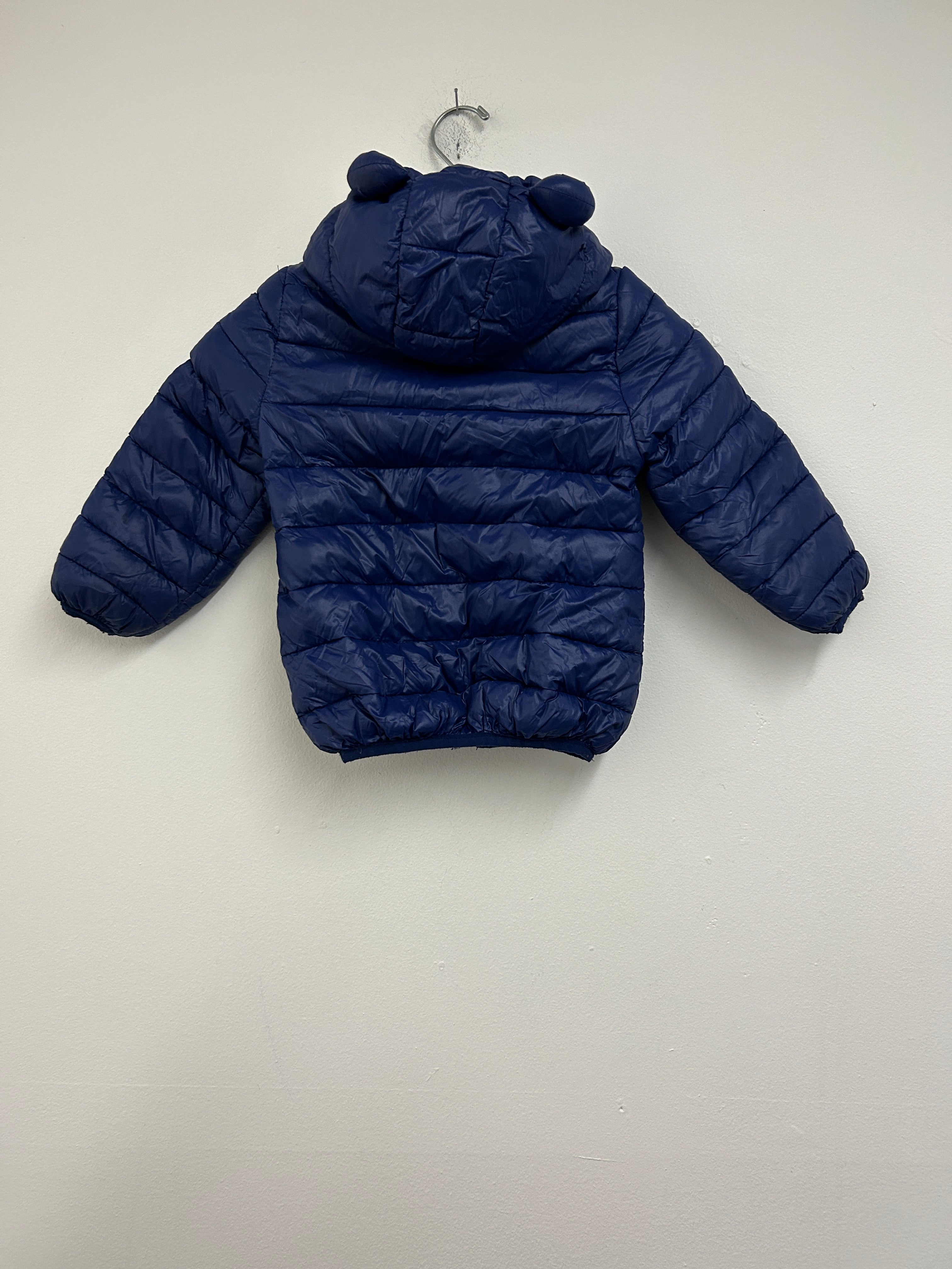 Manteau matelassé bleu marine à capuche oreilles