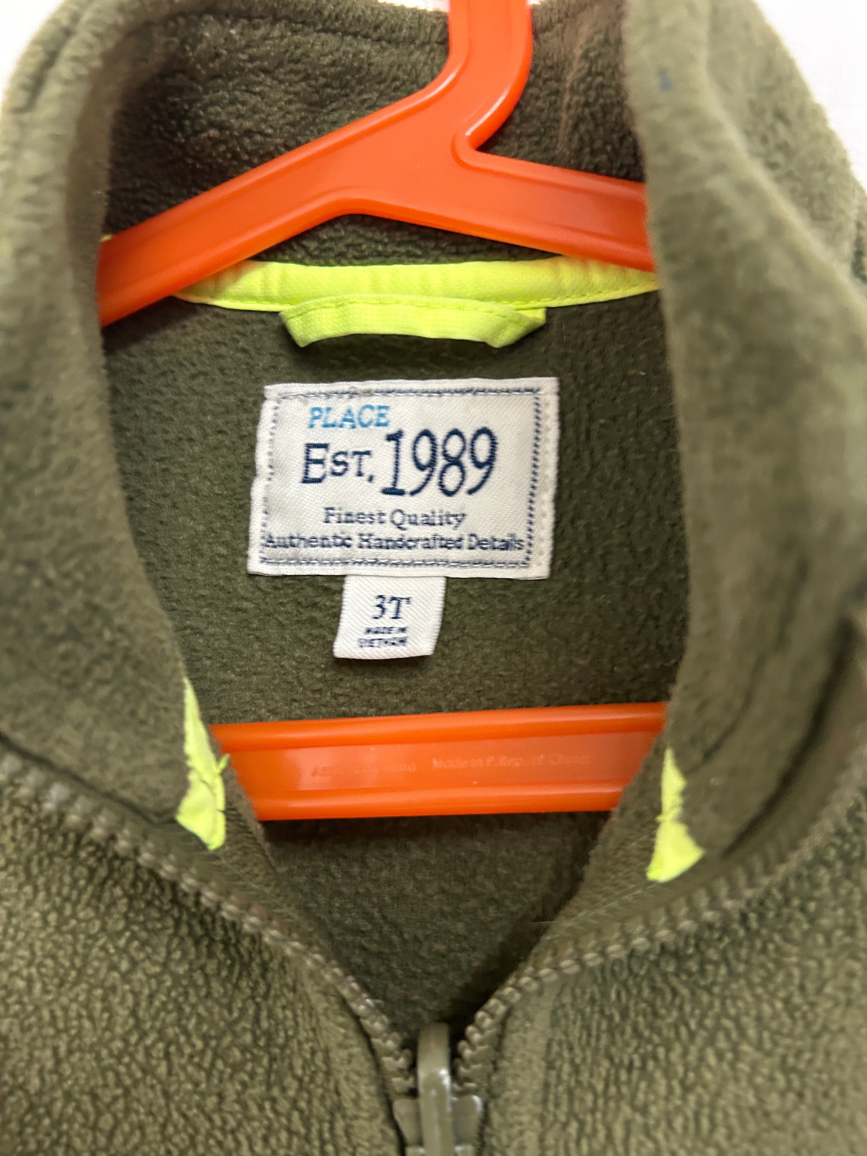 Veste polaire verte — PLACE EST.1989