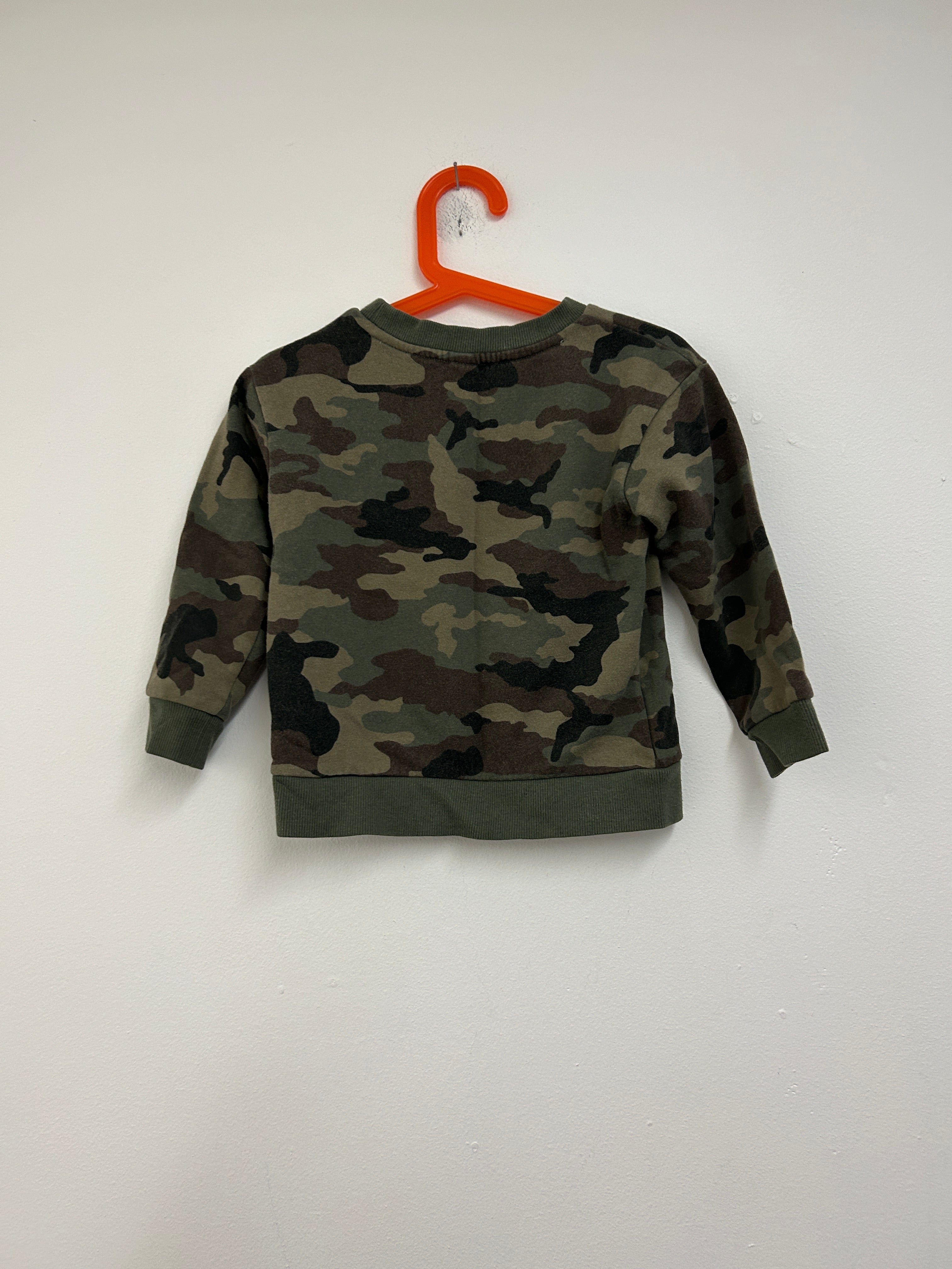 Chandail camouflage à col rond — JOE FRESH