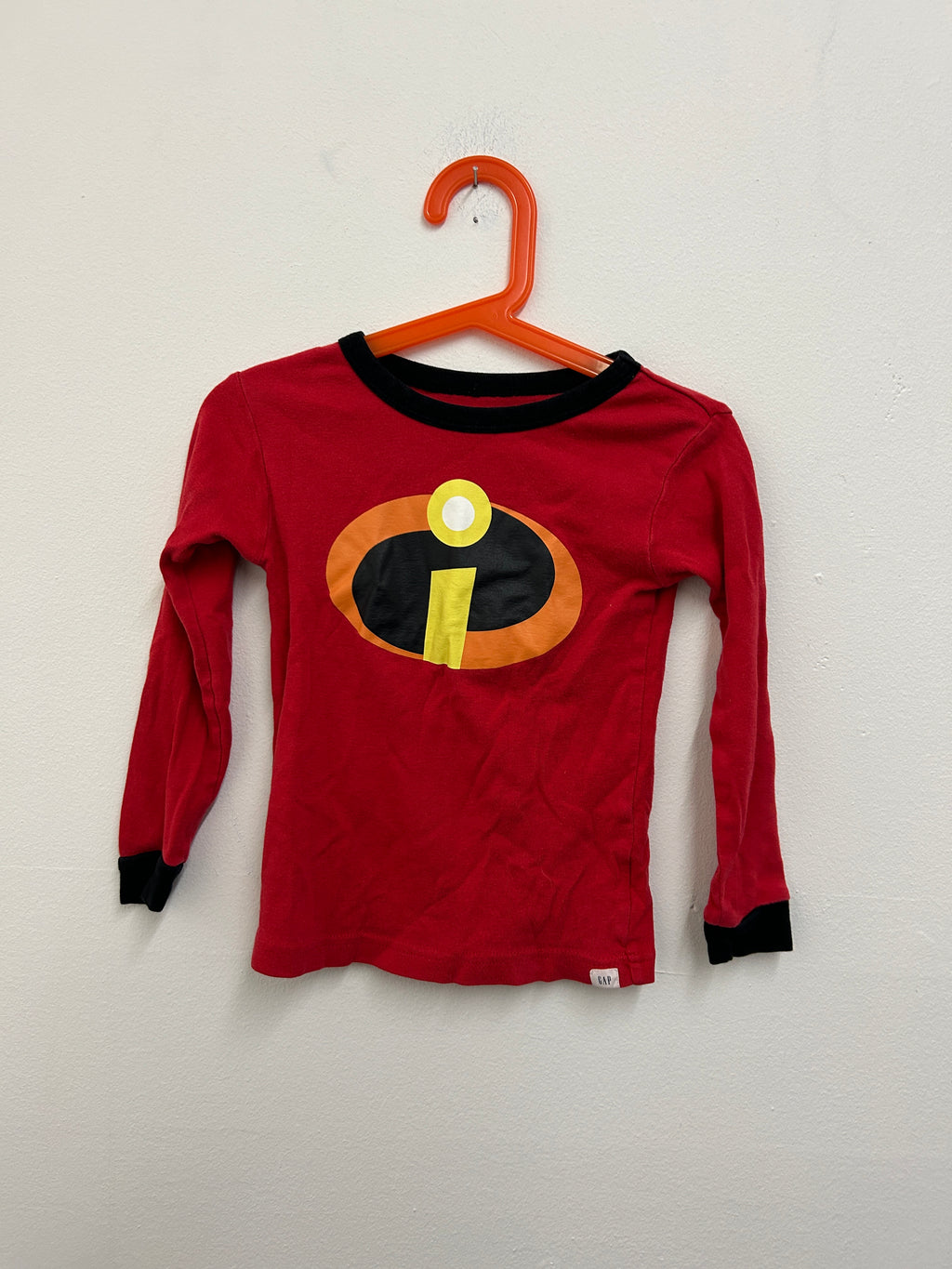 Chandail rouge “The Incredibles” — GAP