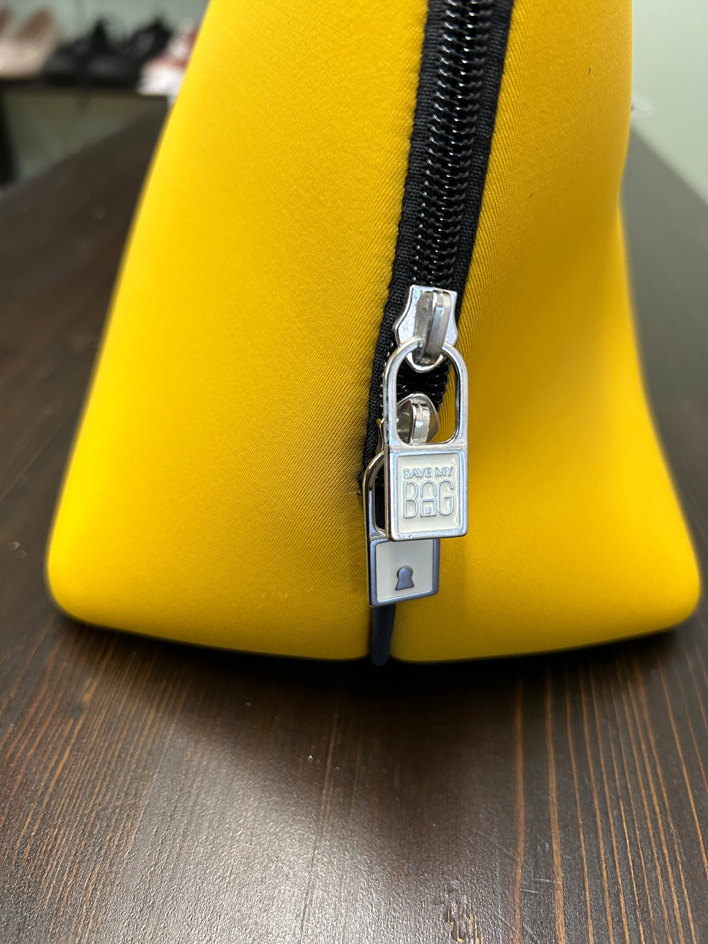 Sac à main néoprène jaune et noir — SAVE MY BAG