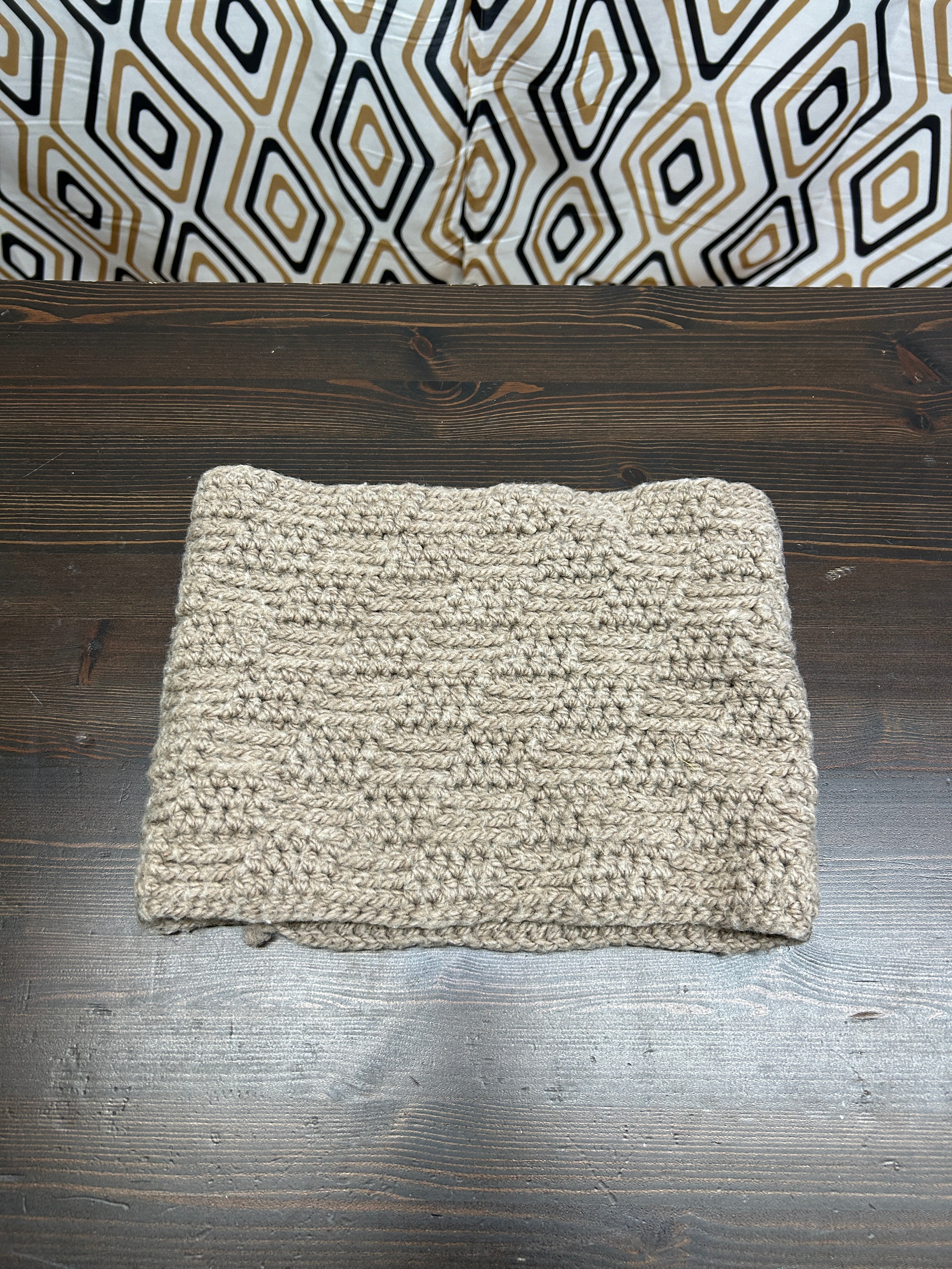 Foulard tricoté brun taupe