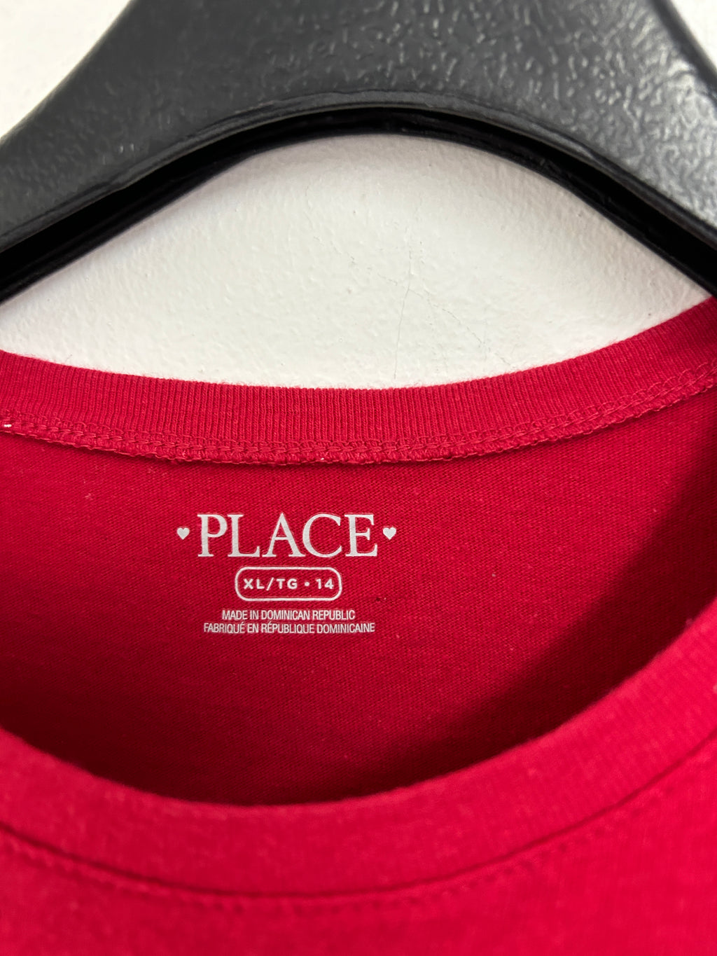 Chandail de Noël rouge à message — PLACE