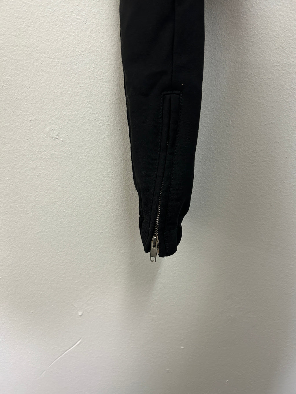 Pantalon noir ajusté à cordon — KRISVANASSCHE