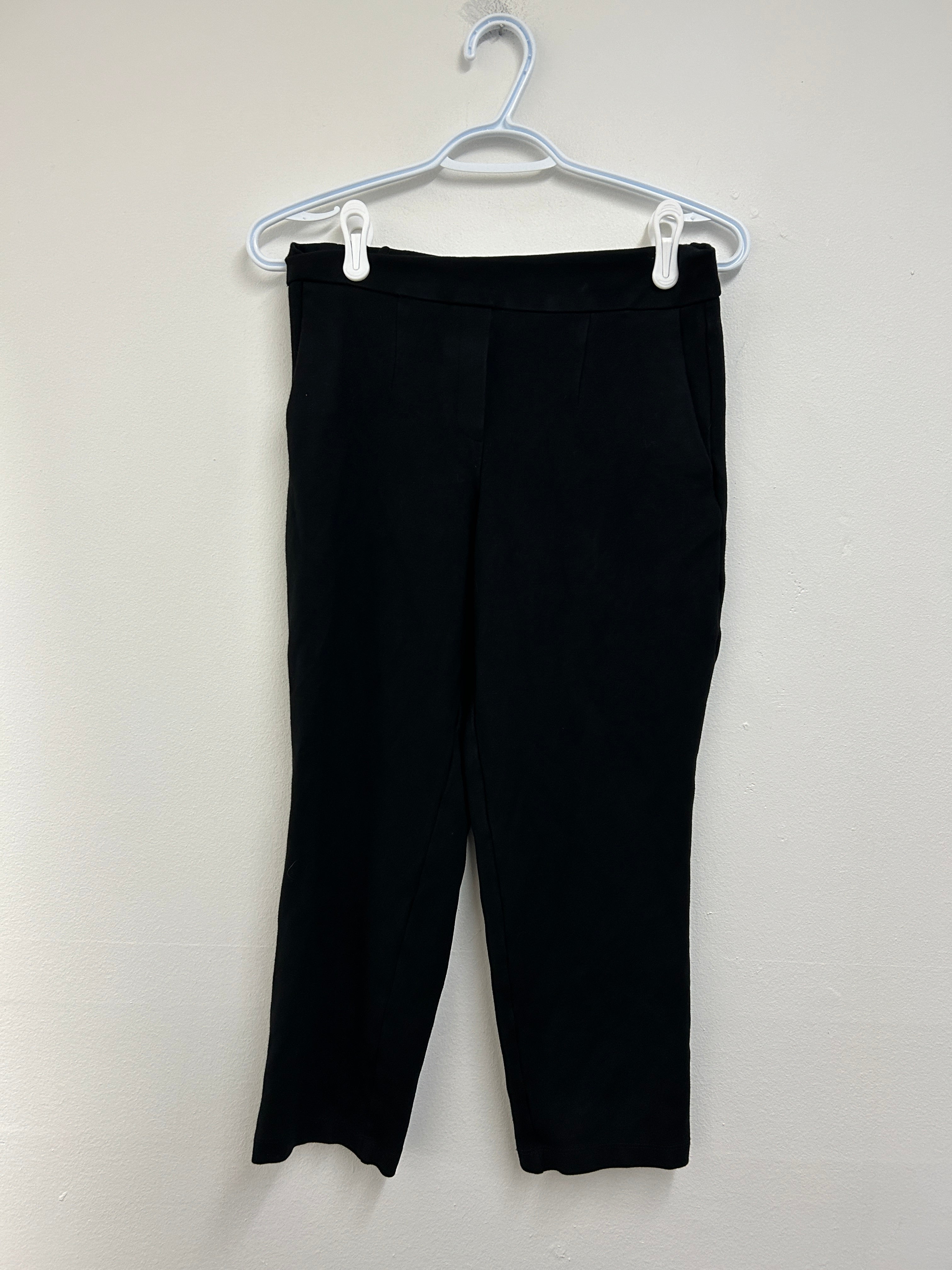 Pantalon noir classique à coupe droite — Babaton