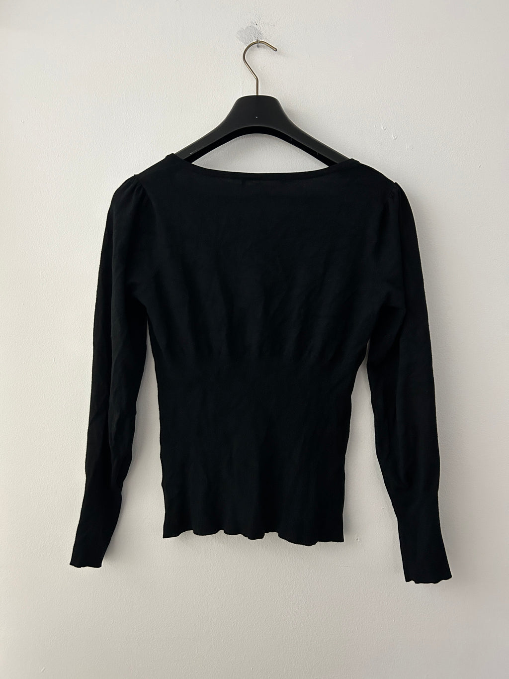 Chandail noir à col zippé