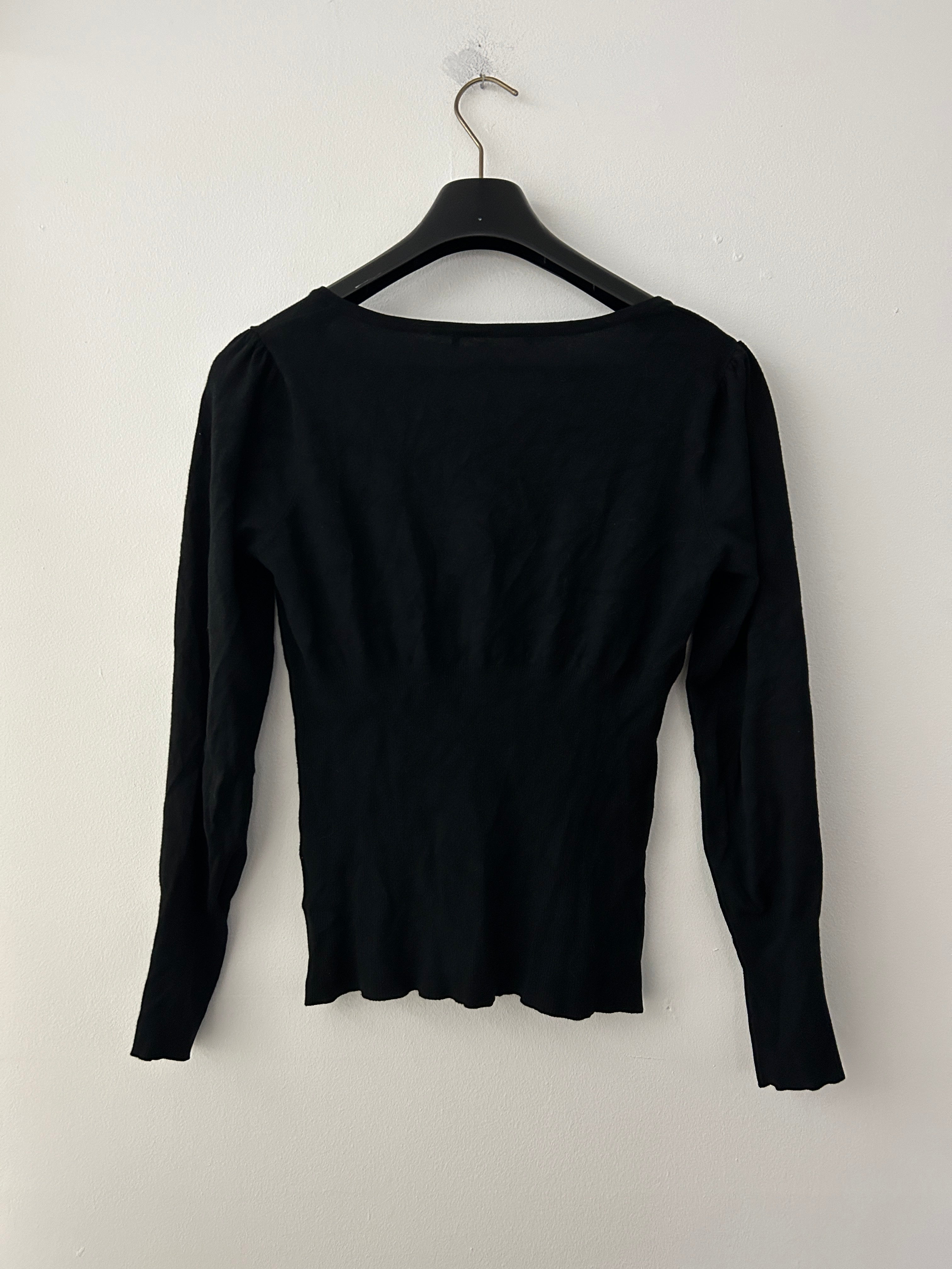 Chandail noir à col zippé