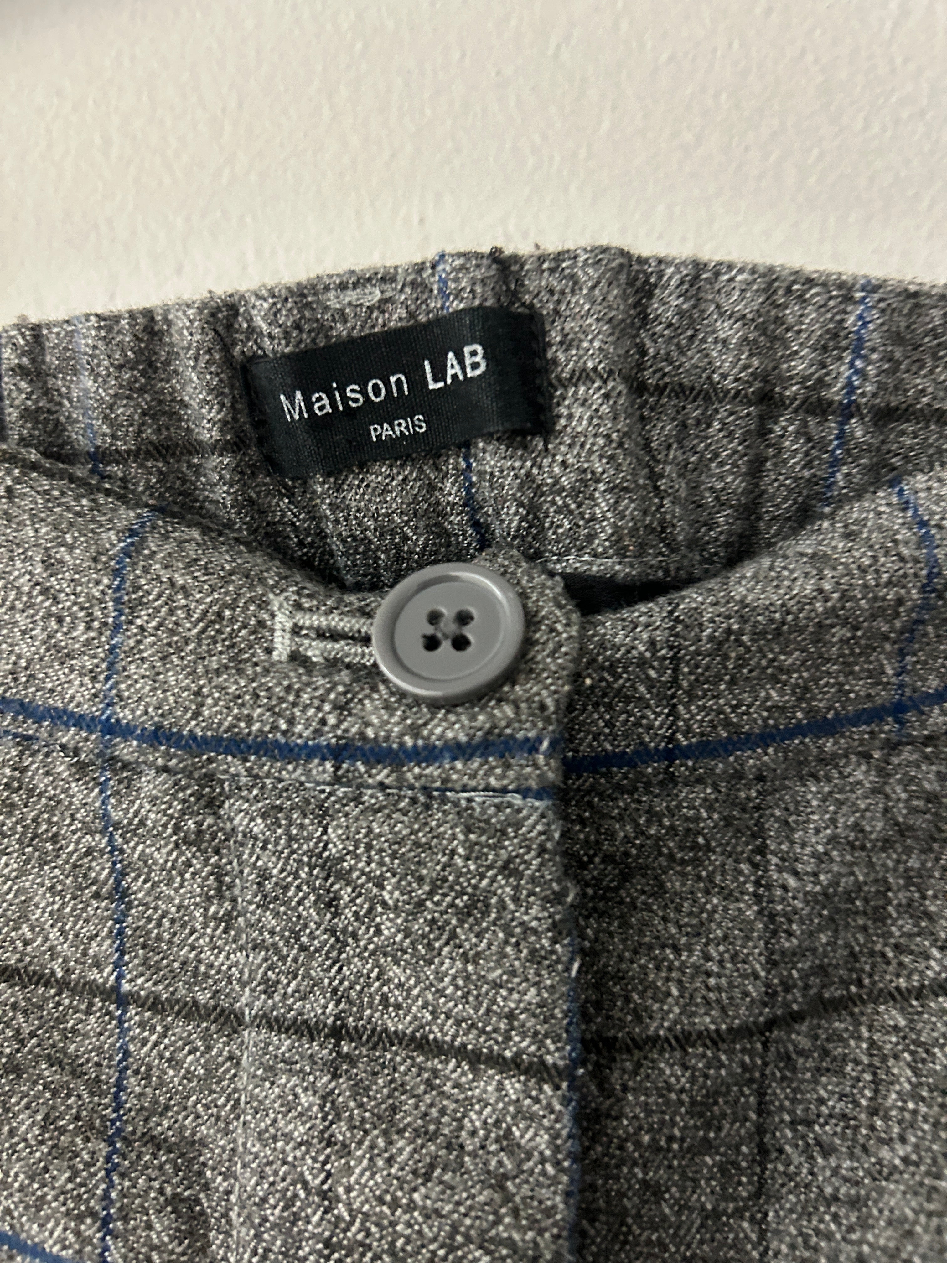 Pantalon à carreaux gris et bleu marine — Maison Lab