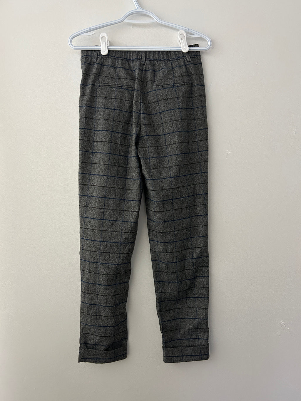 Pantalon à carreaux gris et bleu marine — Maison Lab