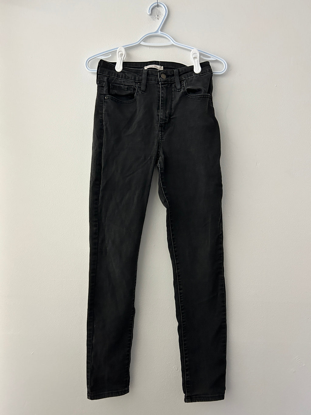 Jean noir taille haute coupe skinny — 721