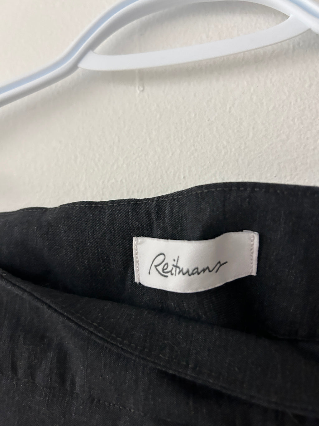 Pantalon noir droit à taille plate — Reitmans