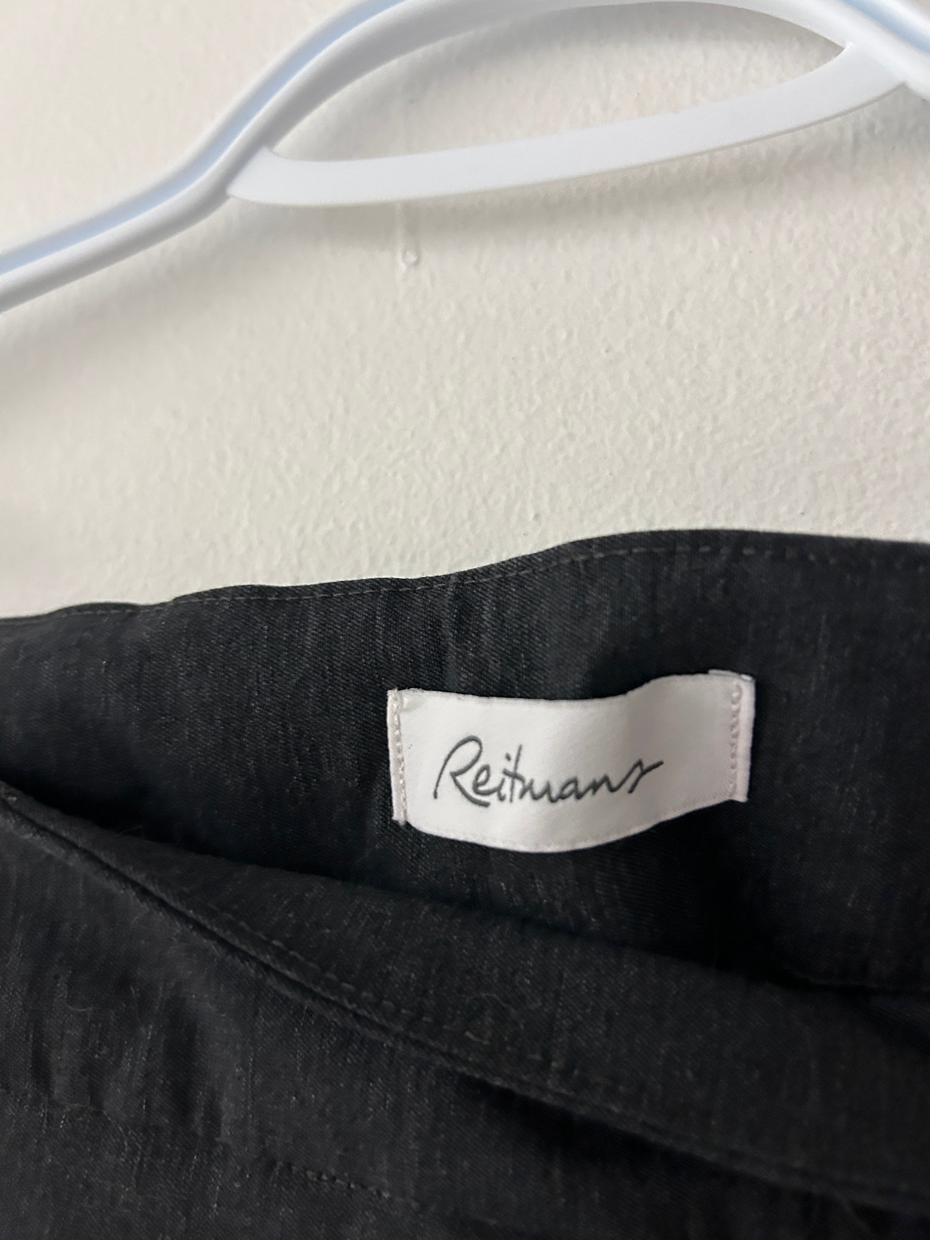 Pantalon noir droit à taille plate — Reitmans