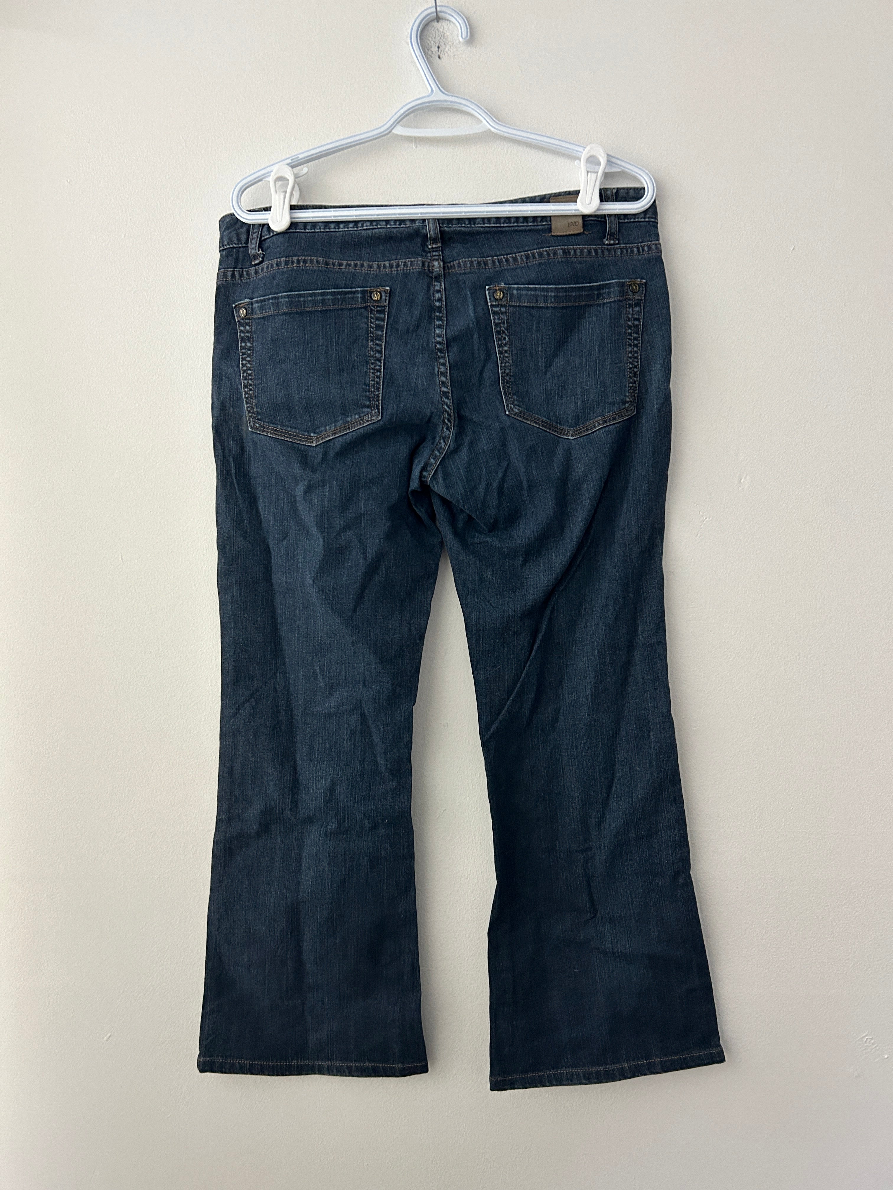 Jean bleu coupe évasée — Nevada