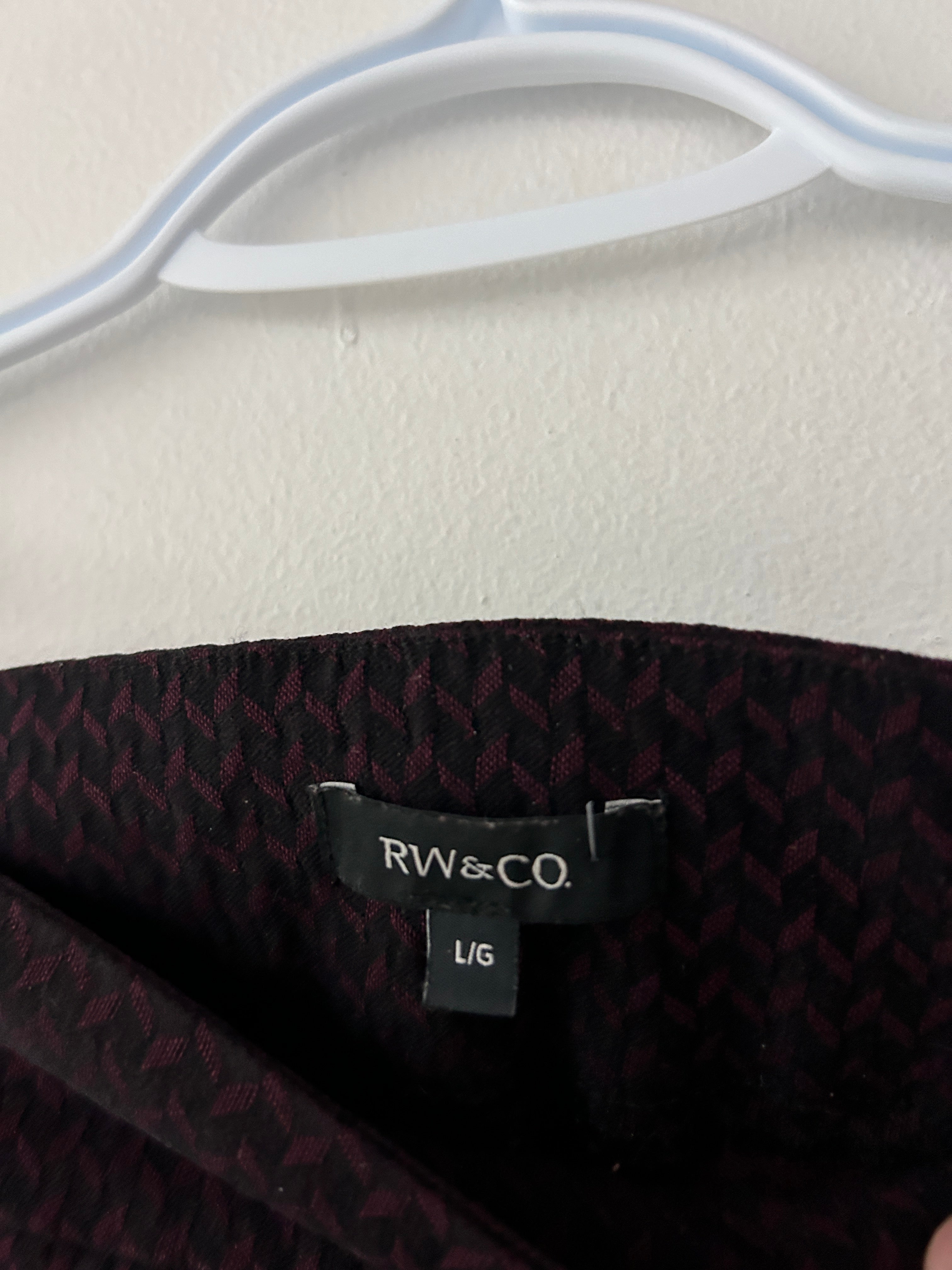 Pantalon noir texturé ajusté — RW&CO.