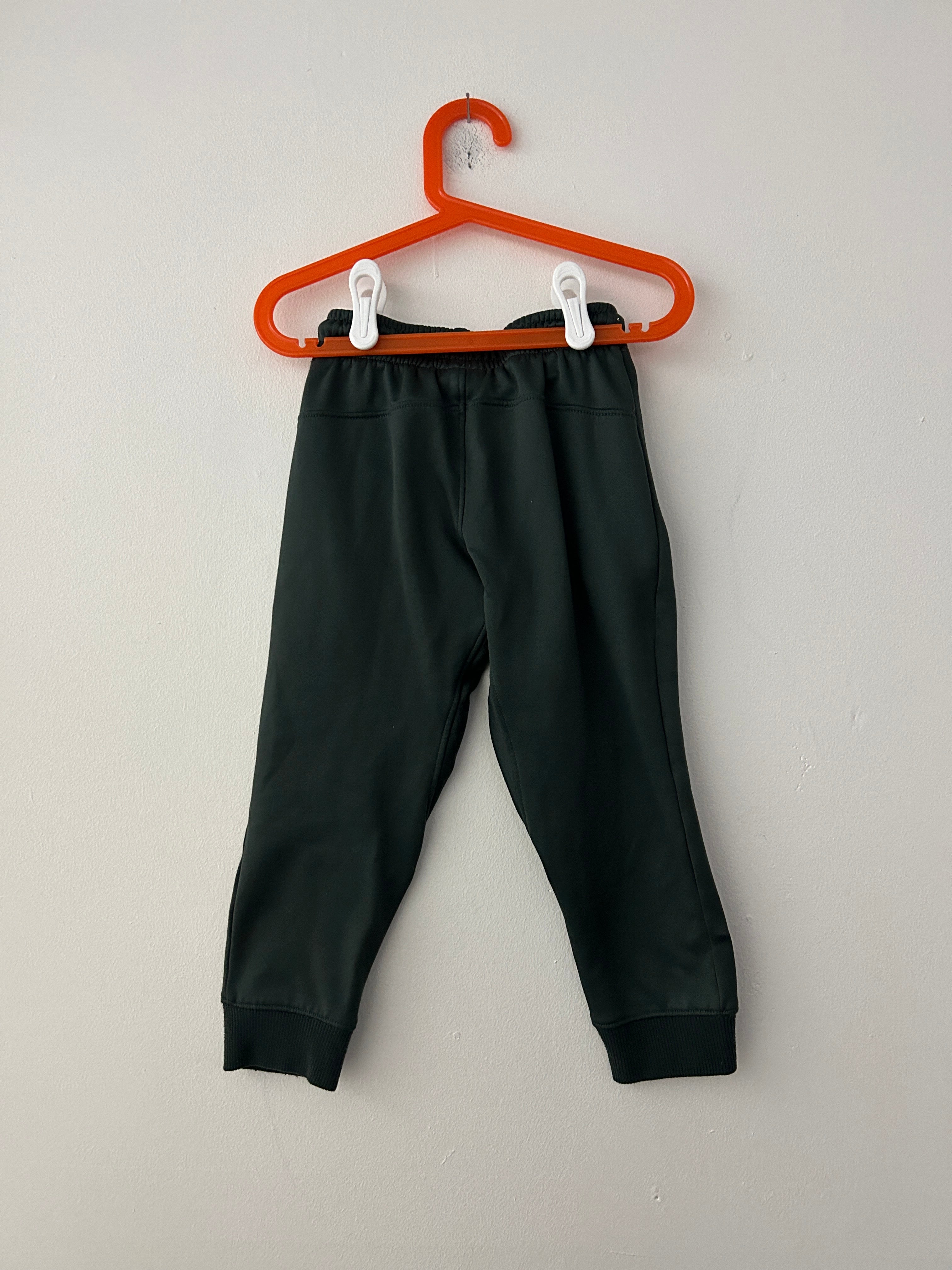Pantalon de sport vert forêt
