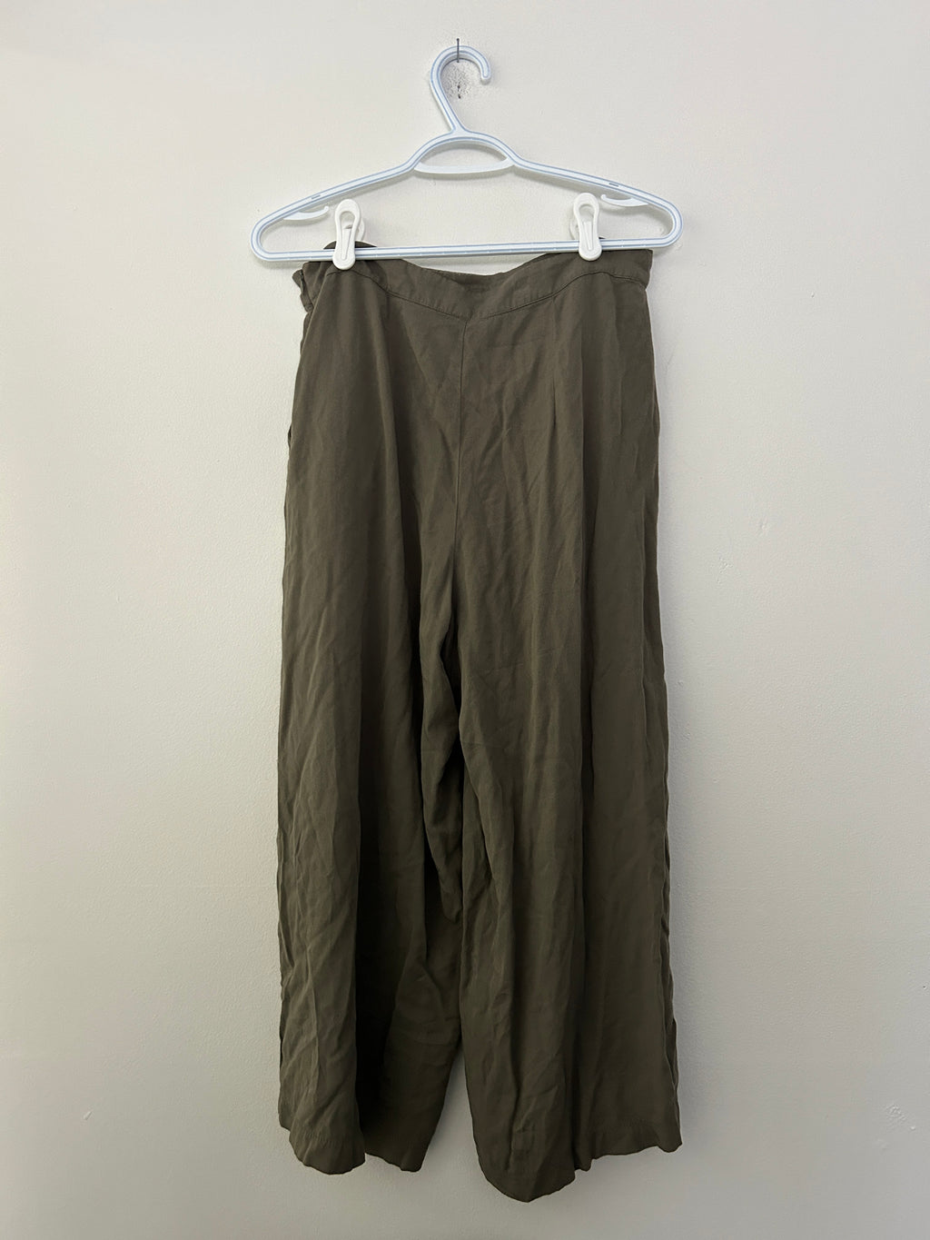 Pantalon large taille haute kaki — Forever 21