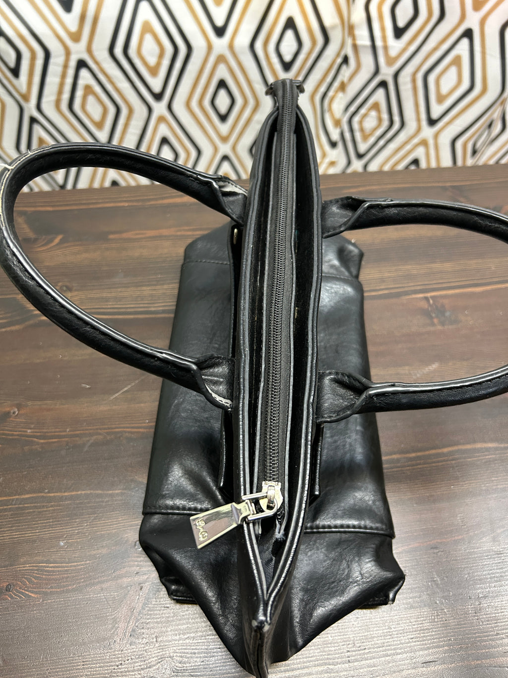 Sac à main noir à double poignées — S-Q