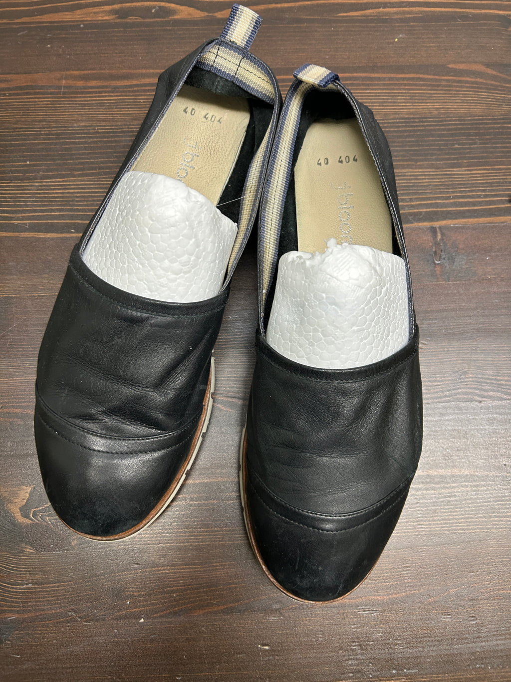 Chaussures en cuir noir — J Bloom