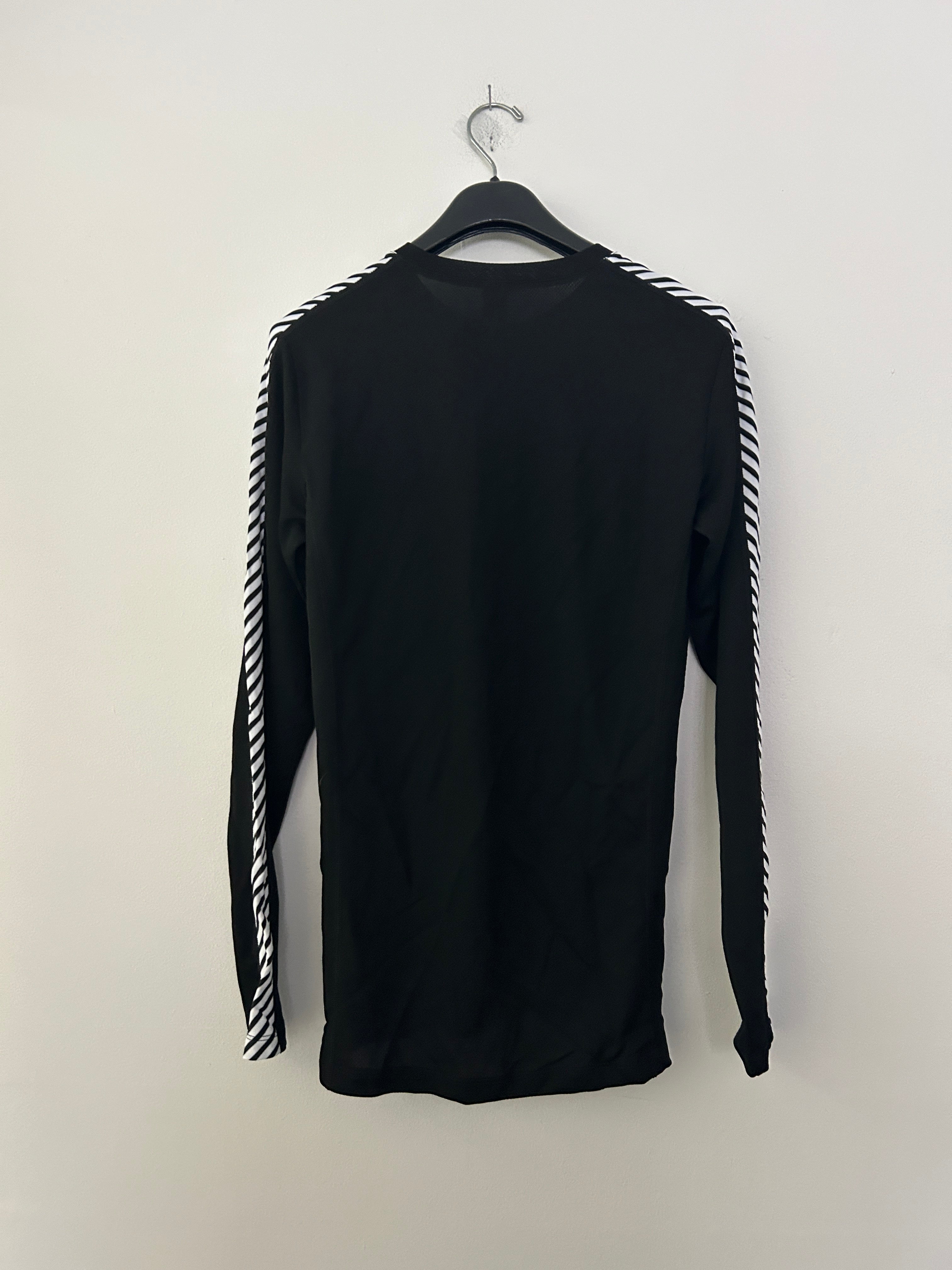 Haut noir manches longues à rayures – Helly Hansen