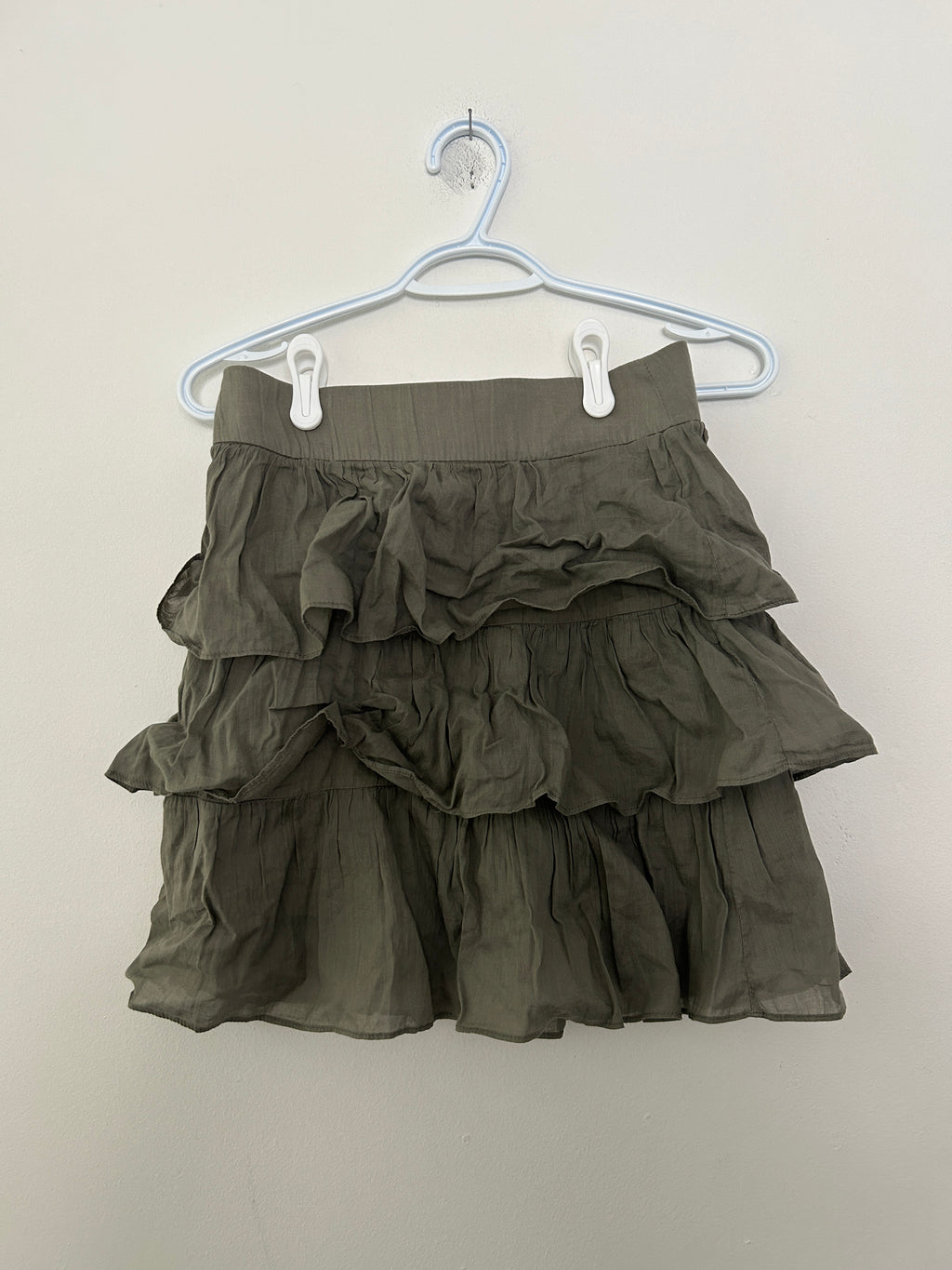 Jupe kaki à volants superposés – Zara