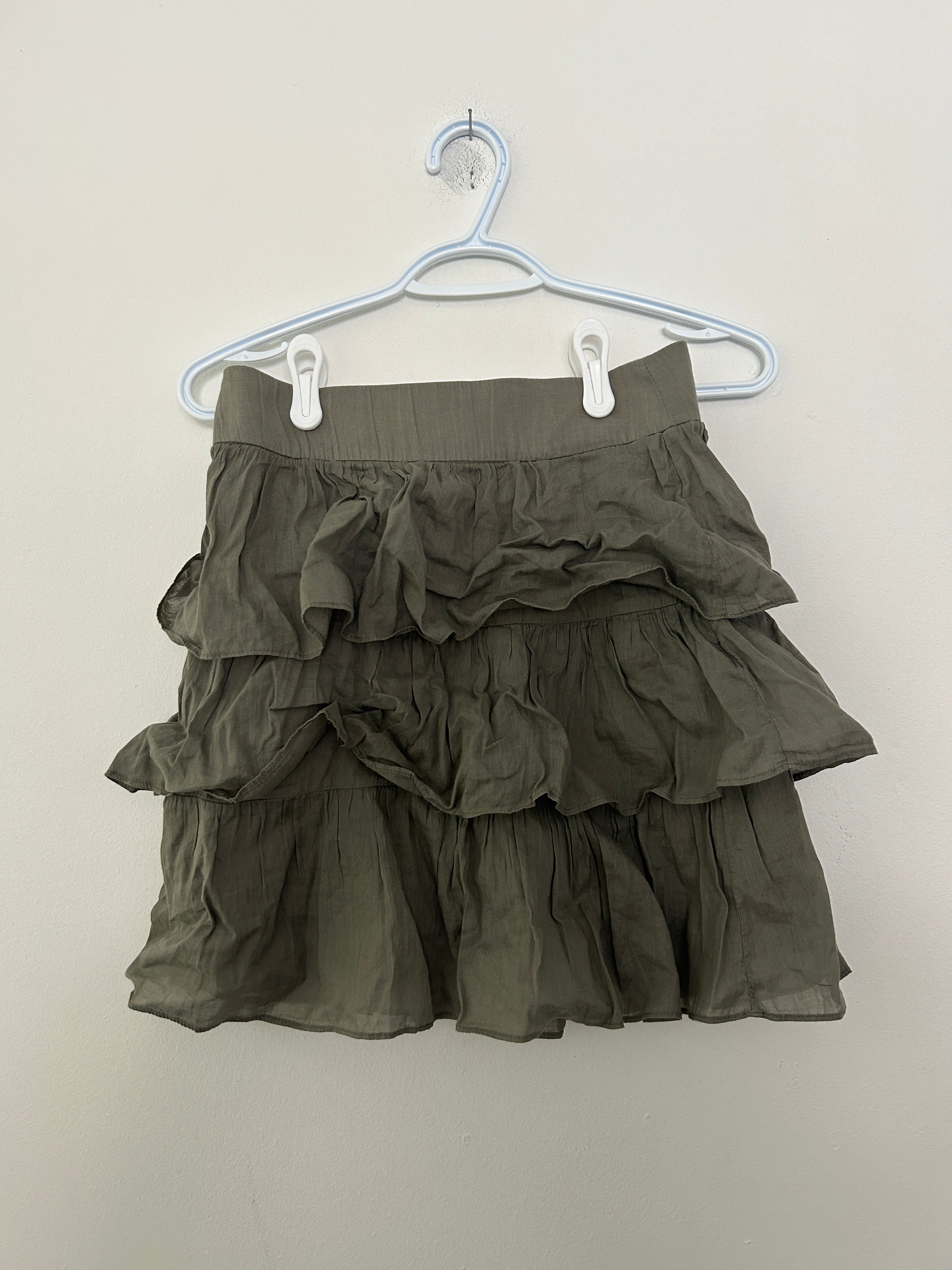 Jupe kaki à volants superposés – Zara