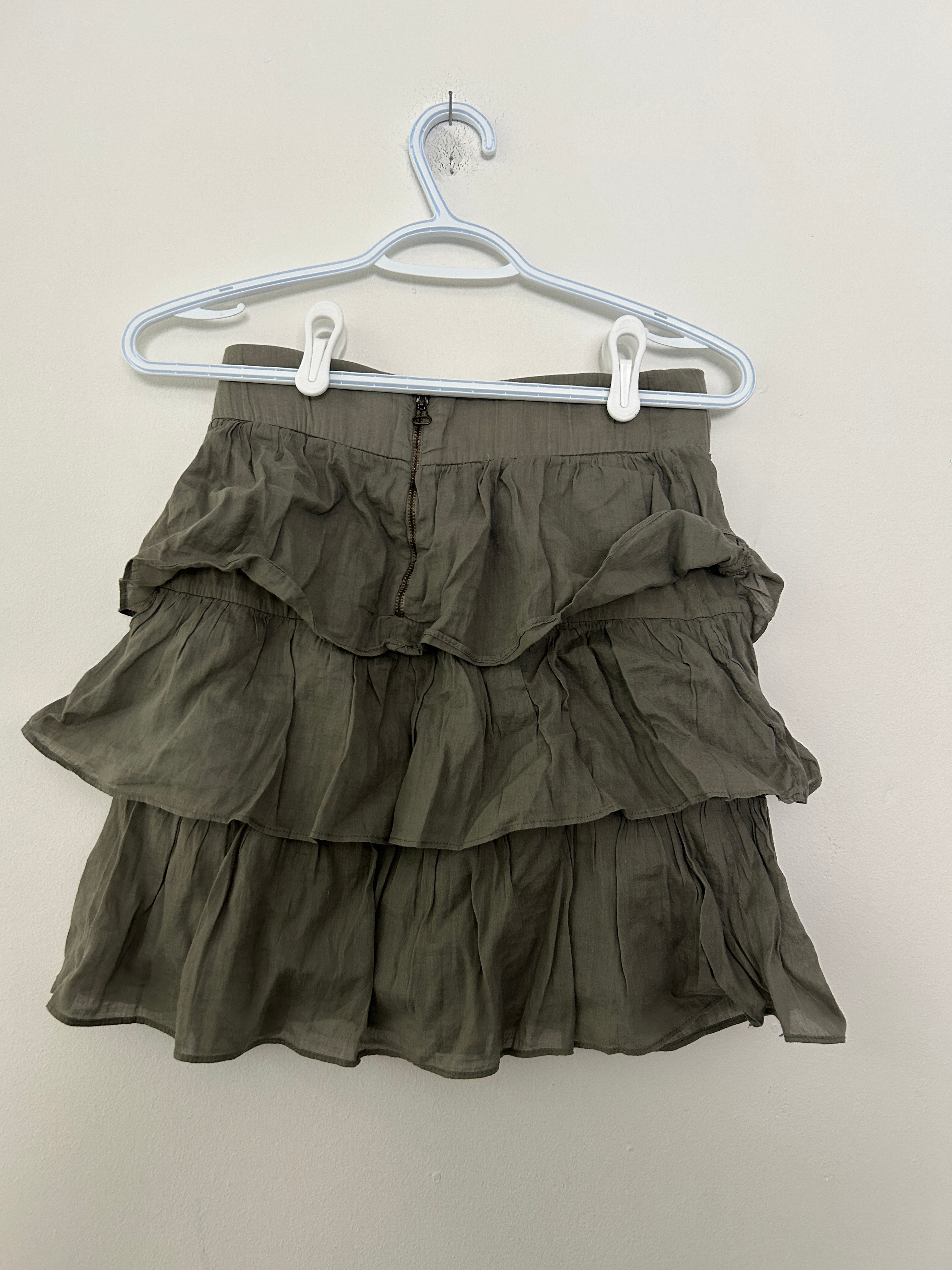 Jupe kaki à volants superposés – Zara