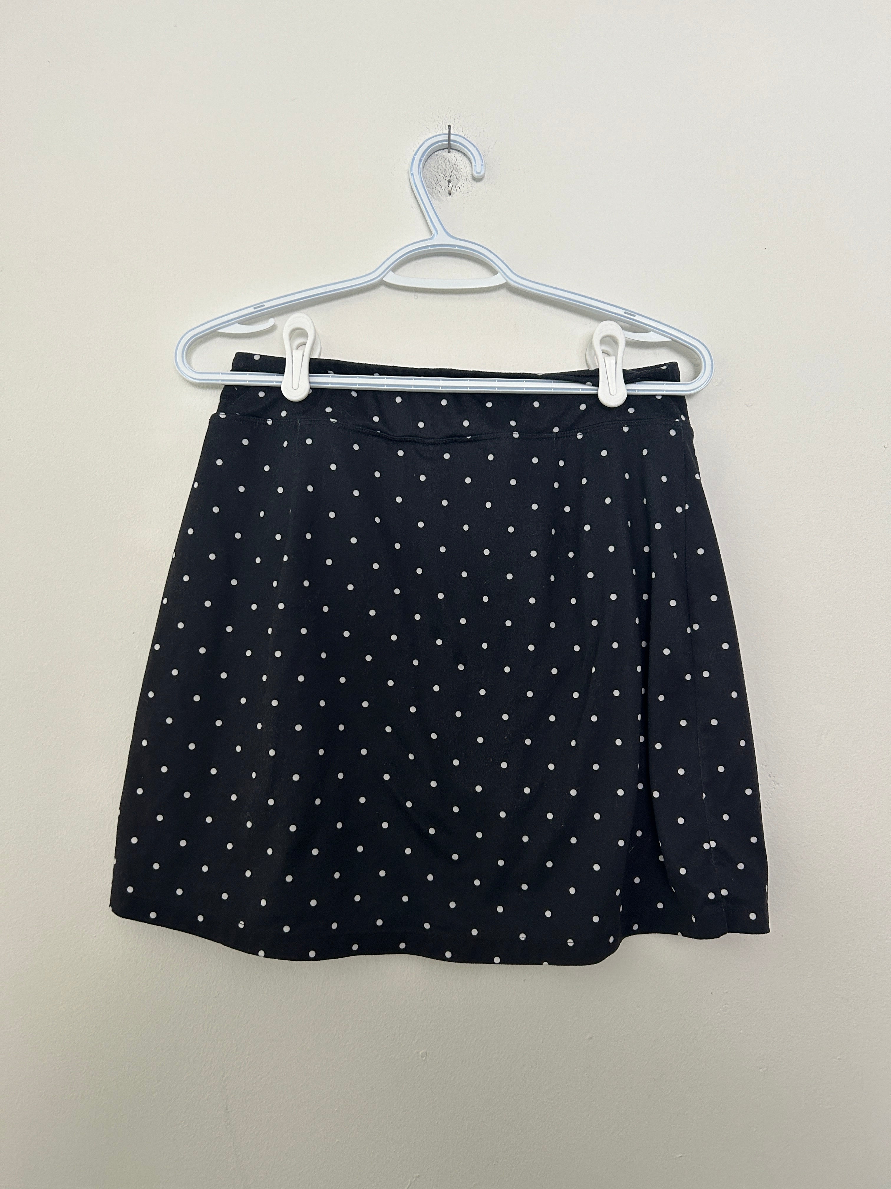 Jupe noire à pois blancs – Segments Luxe