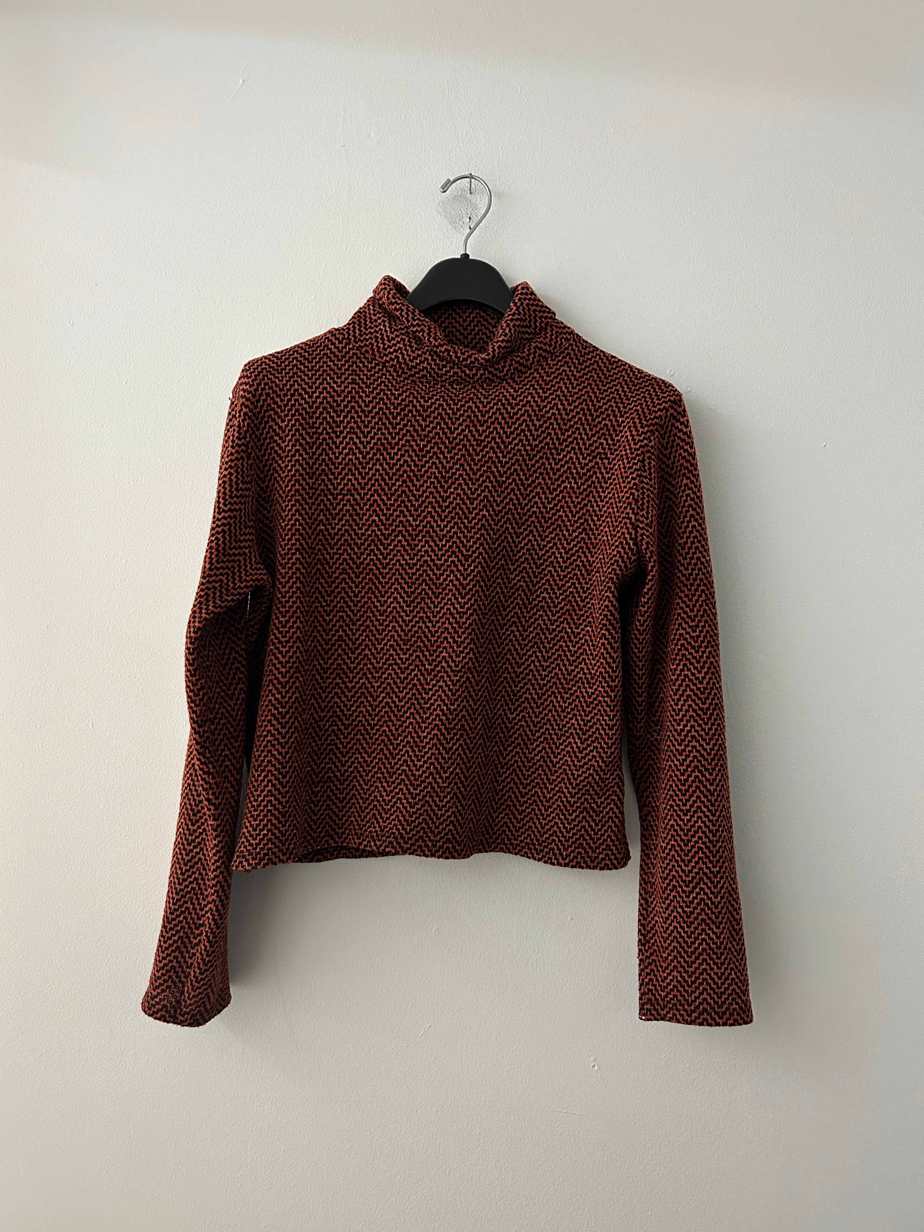 Haut court texturé à col montant – Oooperatime