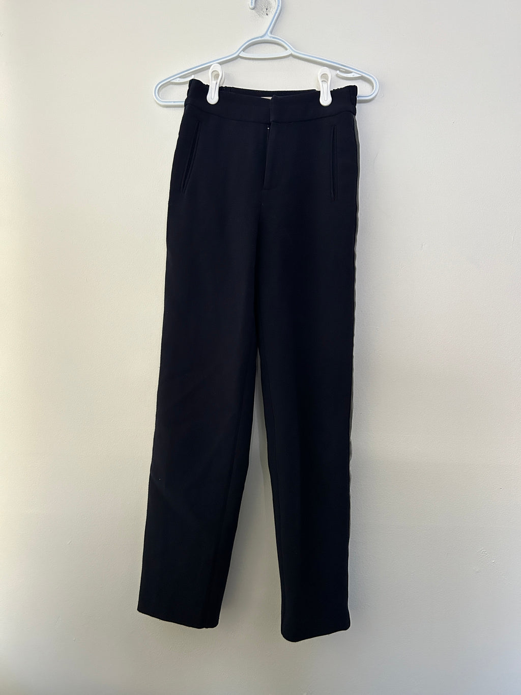 Pantalon noir droit élégant – Nice Things (Paloma S.)