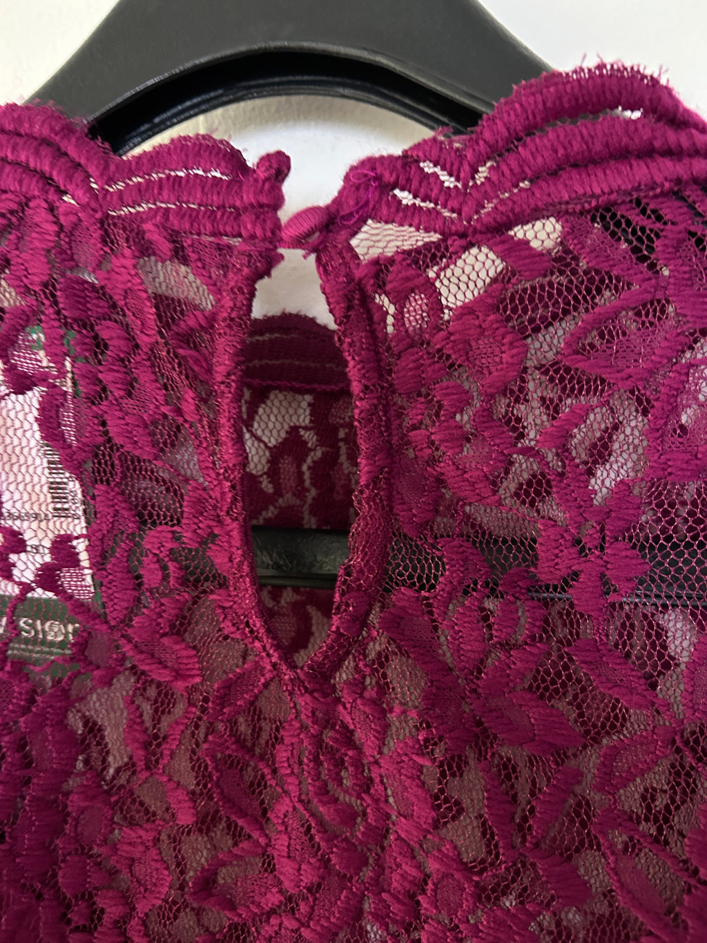 Haut en dentelle bourgogne manches 3/4 – Simons