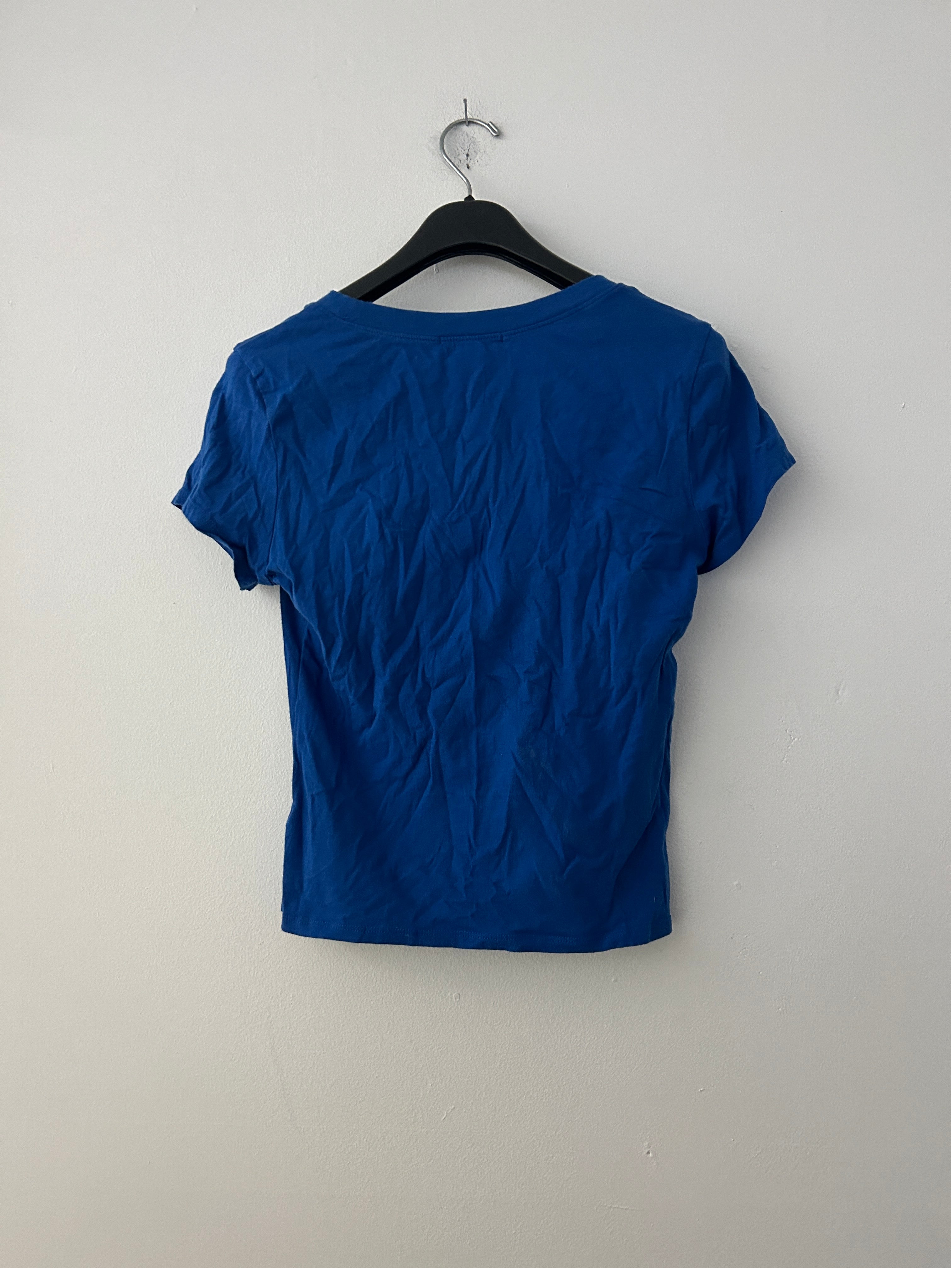 T-shirt bleu uni à manches courtes – Ambiance