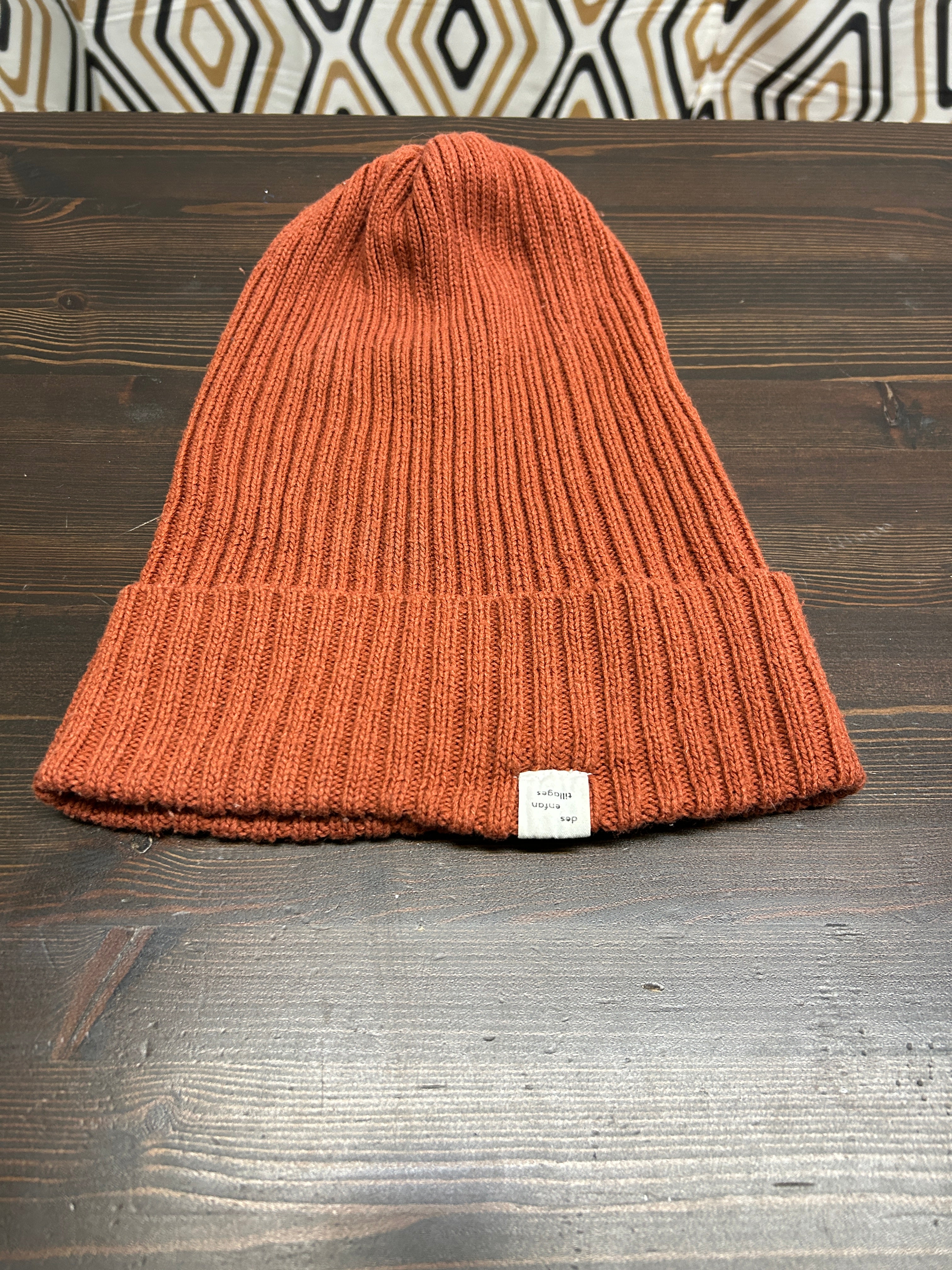 Tuque en maille côtelée rouille – Des Enfants Tillages
