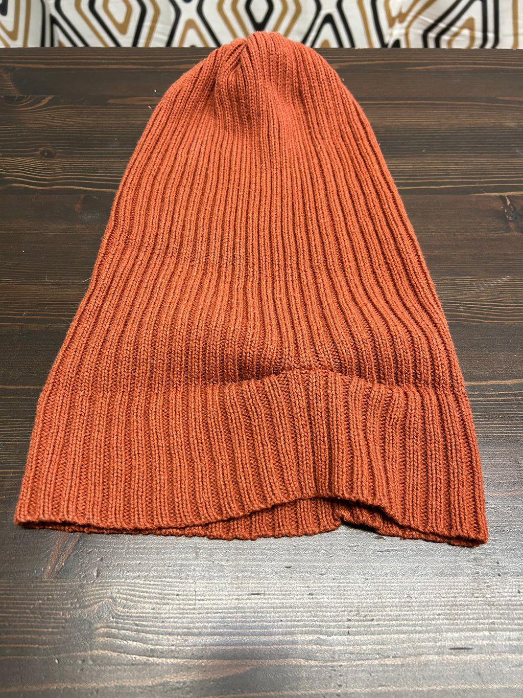 Tuque en maille côtelée rouille – Des Enfants Tillages